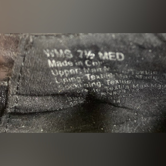 Croft & Barrow Sole (Sense)Ability Women’s 7.5 Black Buckle Ankle Heeled Boots - Picture 6 of 6